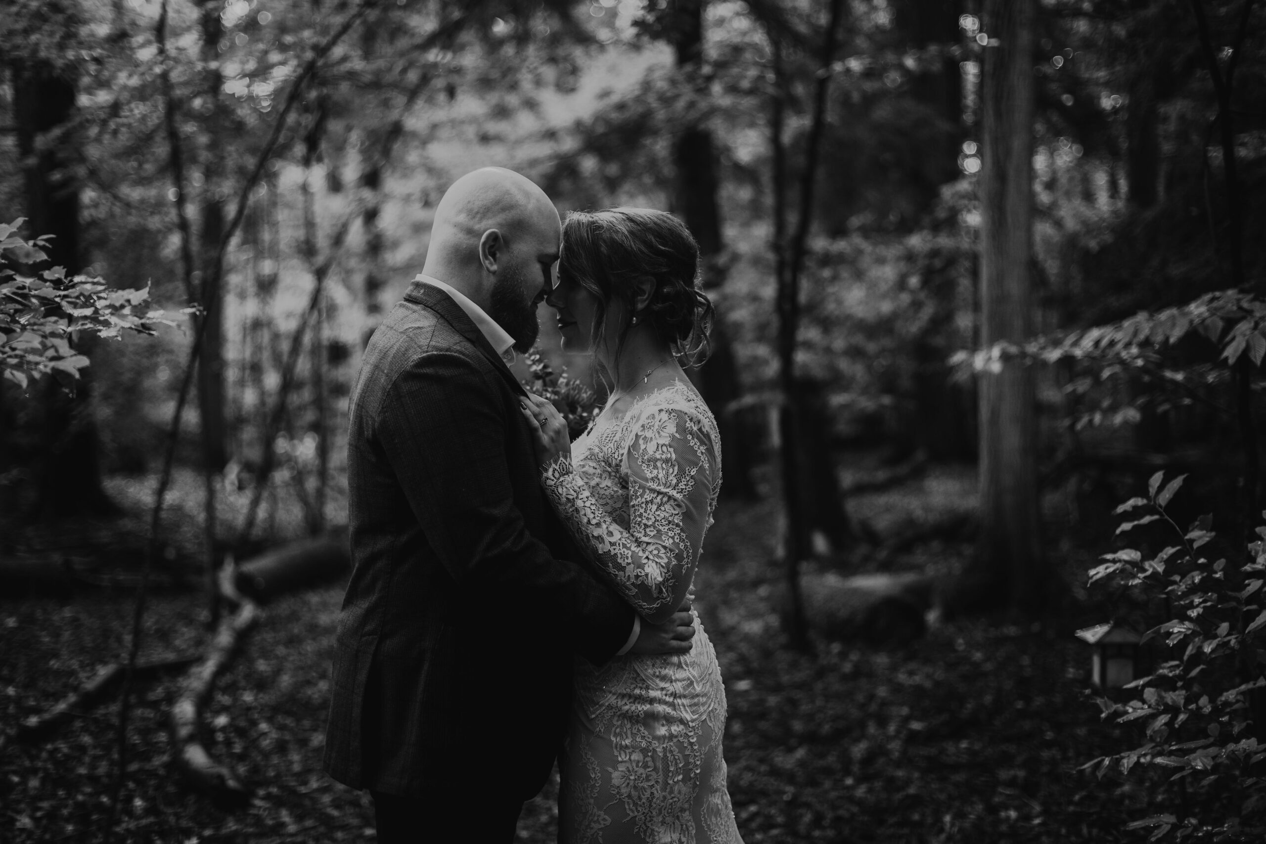 bride and groom wedding portraits at the Ashwood Inn in Bayfield